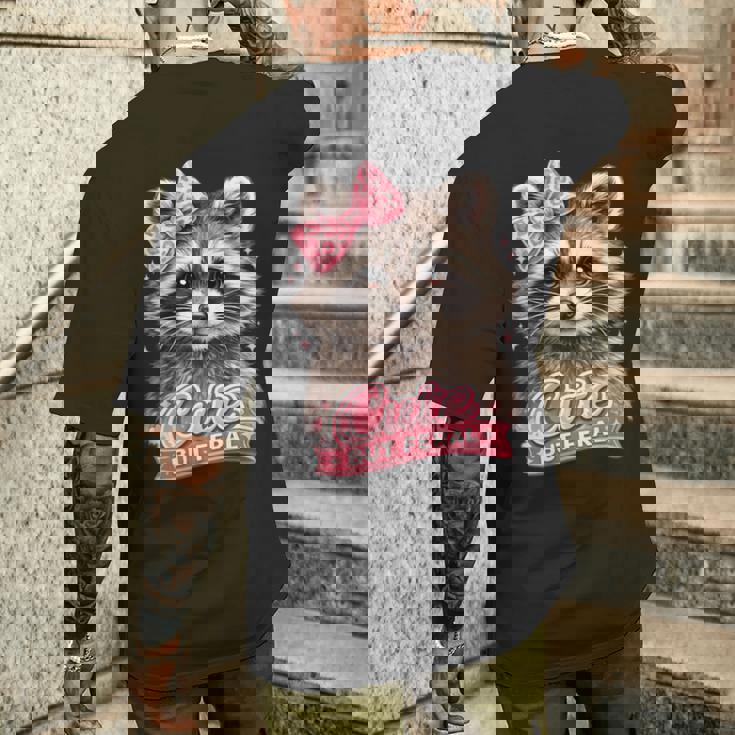 かわいいけど野生的な面白いアライグマの弓ミームかわいい動物のユーモア 長袖tシャツ メンズTシャツ バックプリント 彼への贈り物