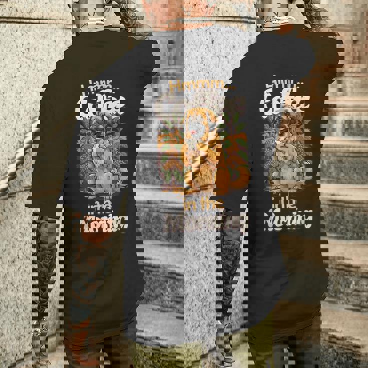 かわいいレオンベルガー犬と朝のコーヒー。 メンズTシャツ バックプリント 彼への贈り物