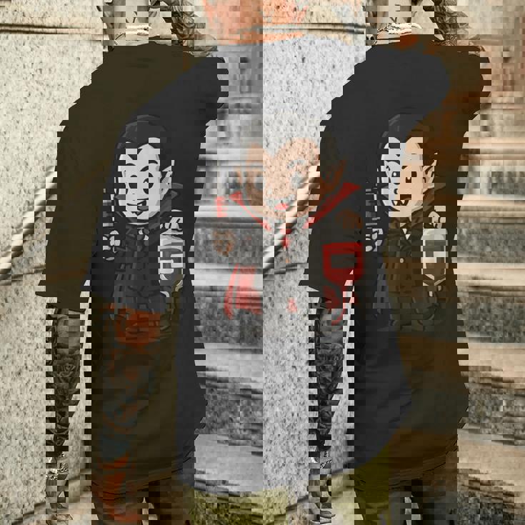 かわいい吸血鬼 Phlebotomy ジョーク 血液描画 看護師 静脈内科医 メンズTシャツ バックプリント 彼への贈り物