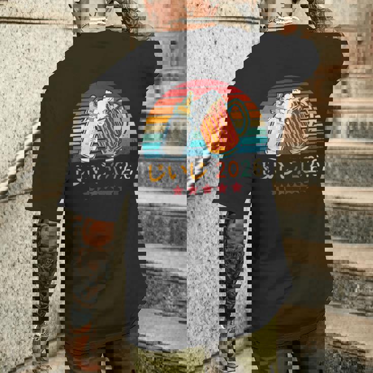 じいじ2026・おじいちゃんお知らせ・新生児のおじいちゃん・プレおじいちゃん メンズTシャツ バックプリント 彼への贈り物