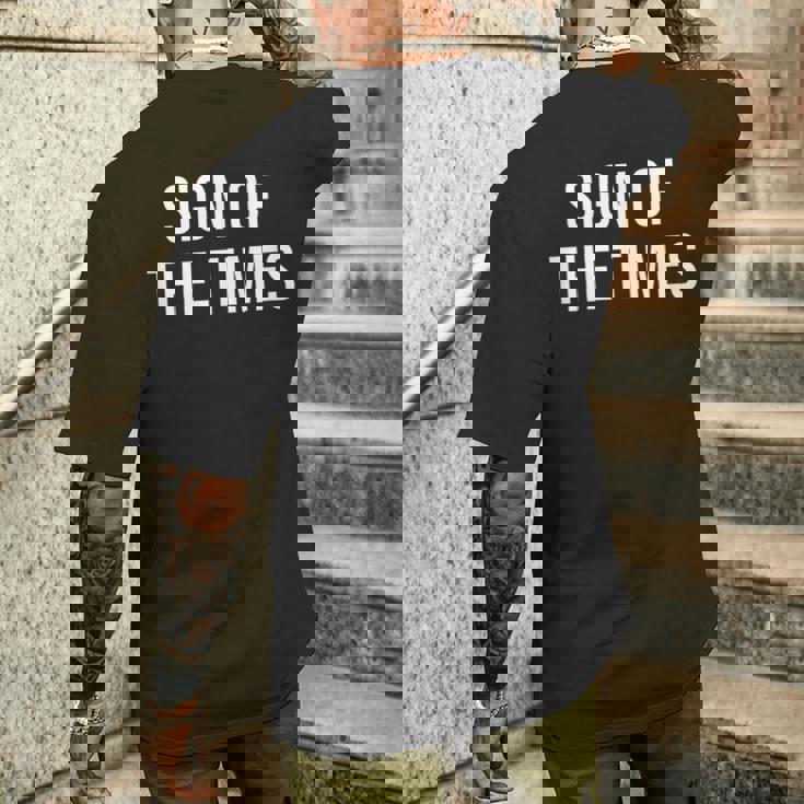 サイン・オブ・ザ・タイムズ メンズTシャツ バックプリント 彼への贈り物