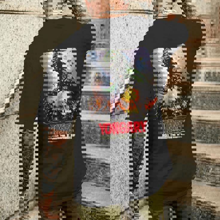 ディープホラーsfからのヨンガリーモンスター メンズTシャツ バックプリント 彼への贈り物