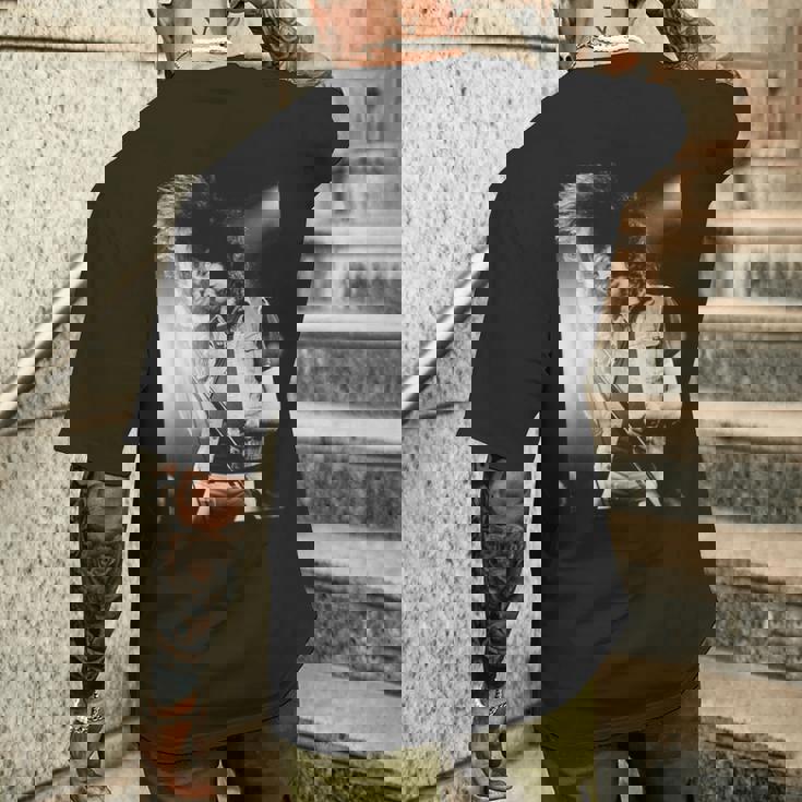 ディープ・パープル ボーカリスト イアン・ギラン ソロ・バンド ジラン 1982 メンズTシャツ バックプリント 彼への贈り物