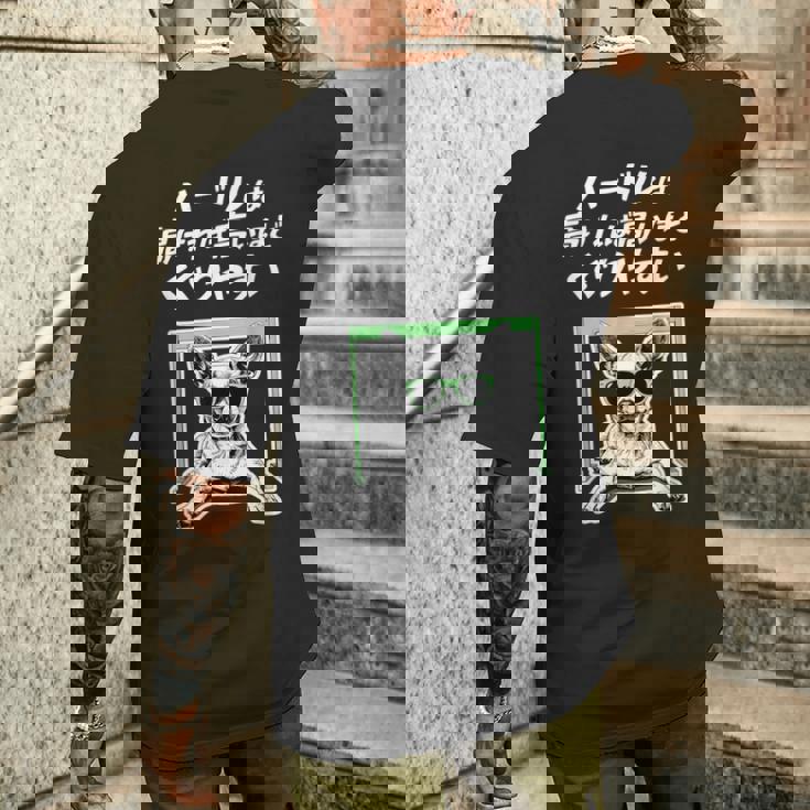 ハードルは高いほどくぐりやすい チワワ グッズ 犬 おもしろ 面白い ネタ 笑える メンズTシャツ バックプリント 彼への贈り物