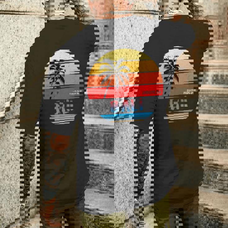 バリインドネシアのギフト。 メンズTシャツ バックプリント 彼への贈り物