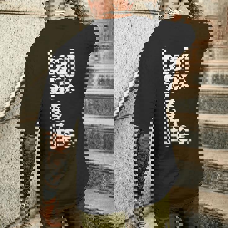 バリトンサックス サックスプレイヤー サックスフォニストギフト メンズTシャツ バックプリント 彼への贈り物