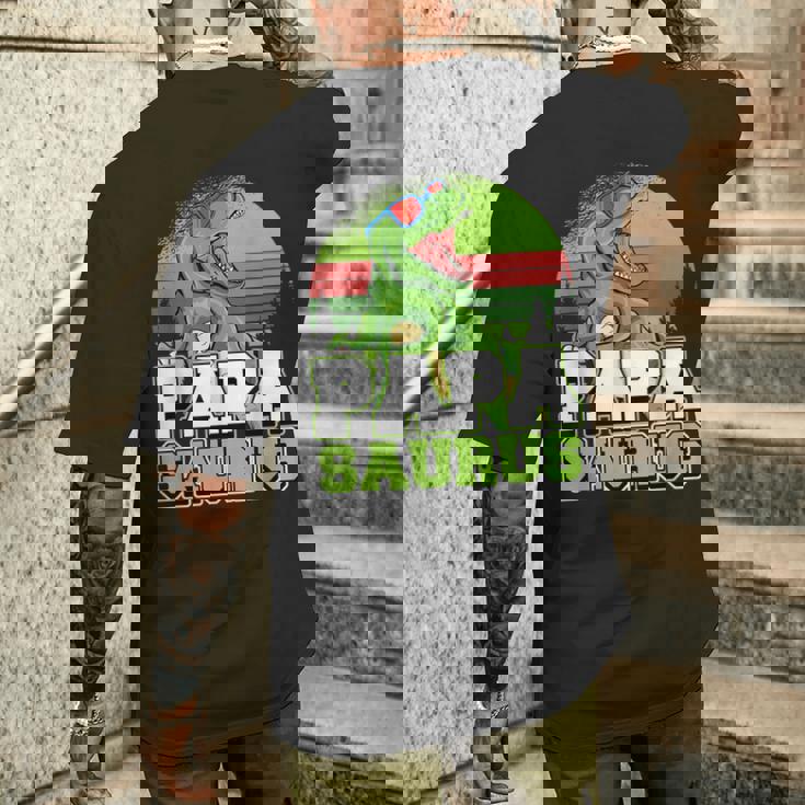 メンズ パパサウルス 恐竜 パパザウルス 父 誕生 誕生日 メンズTシャツ バックプリント 彼への贈り物