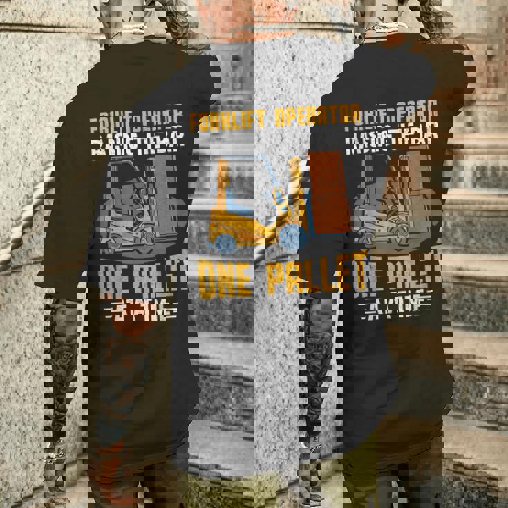 フォークリフト オペレーター レイジングバー パレット フォークリフトドライバー メンズTシャツ バックプリント 彼への贈り物