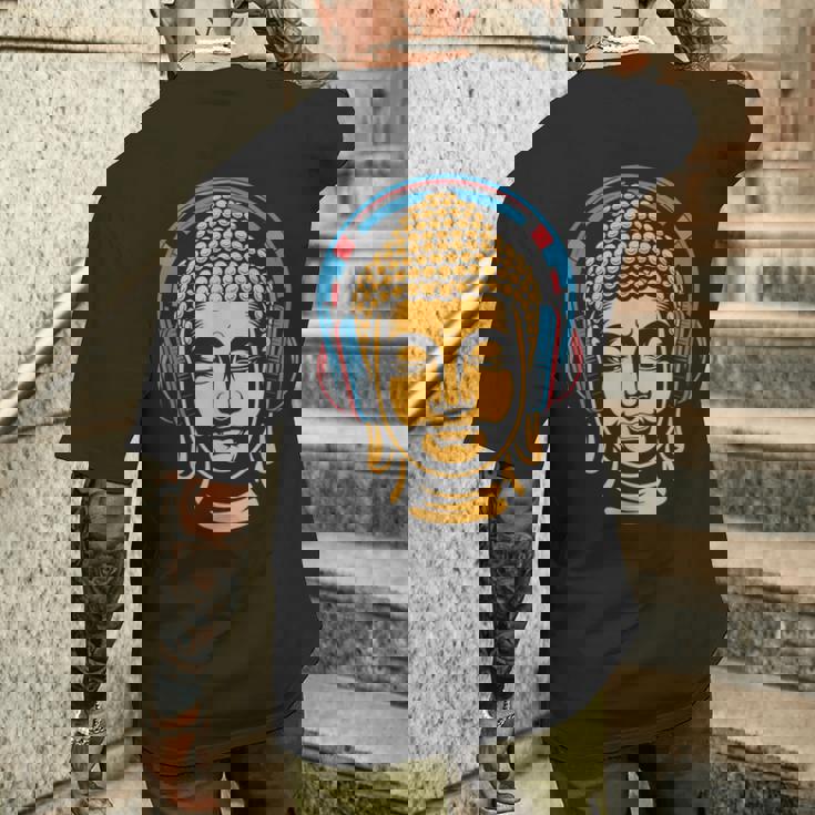 ブッダとヘッドフォン マインドフルネス 音楽 ボーホー 禅 仏教 メンズTシャツ バックプリント 彼への贈り物