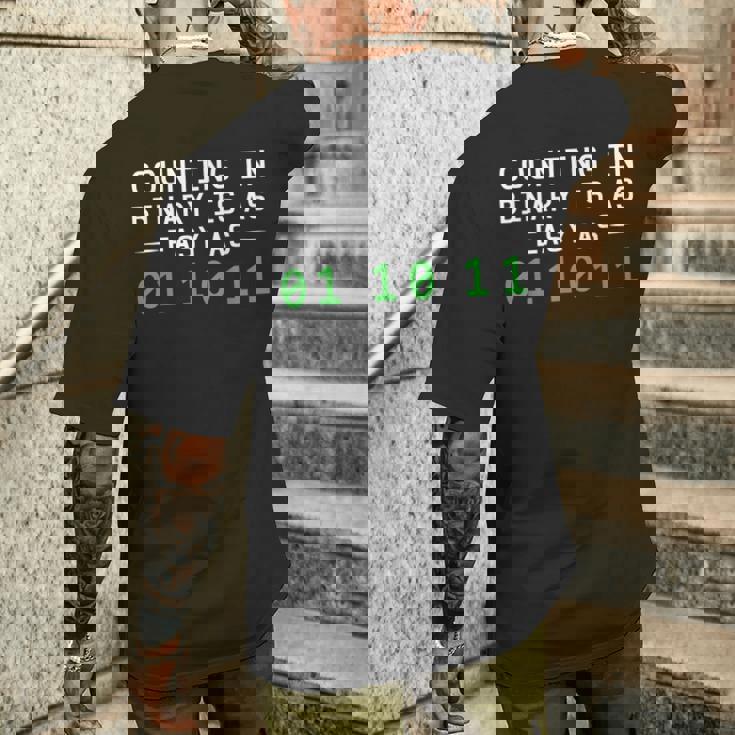 プログラマー カウントイン バイナリコード バイナリコーディング メンズTシャツ バックプリント 彼への贈り物