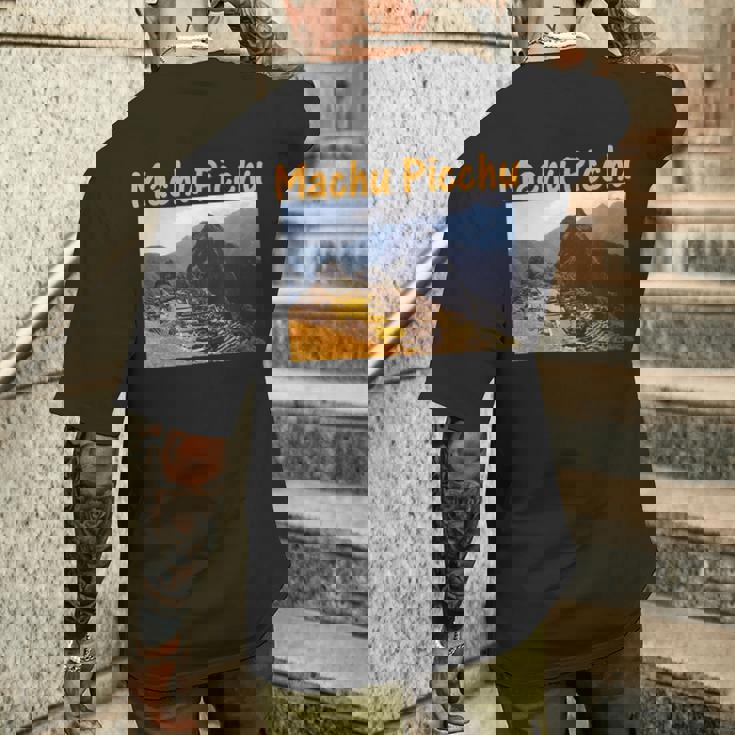 マチュピチュペルー遺跡 日の出 メンズTシャツ バックプリント 彼への贈り物