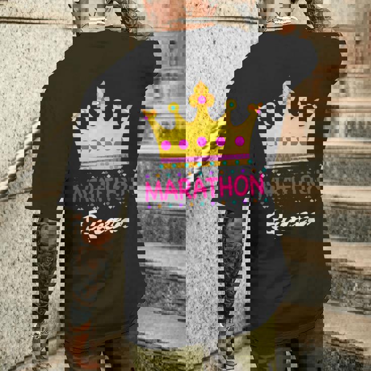 マラソン クイーン ランナー ランニング マラソン 好き 面白い メンズTシャツ バックプリント 彼への贈り物