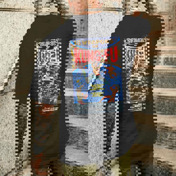 ヴィンテージカンフー格闘技映画レトロギフト メンズTシャツ バックプリント 彼への贈り物