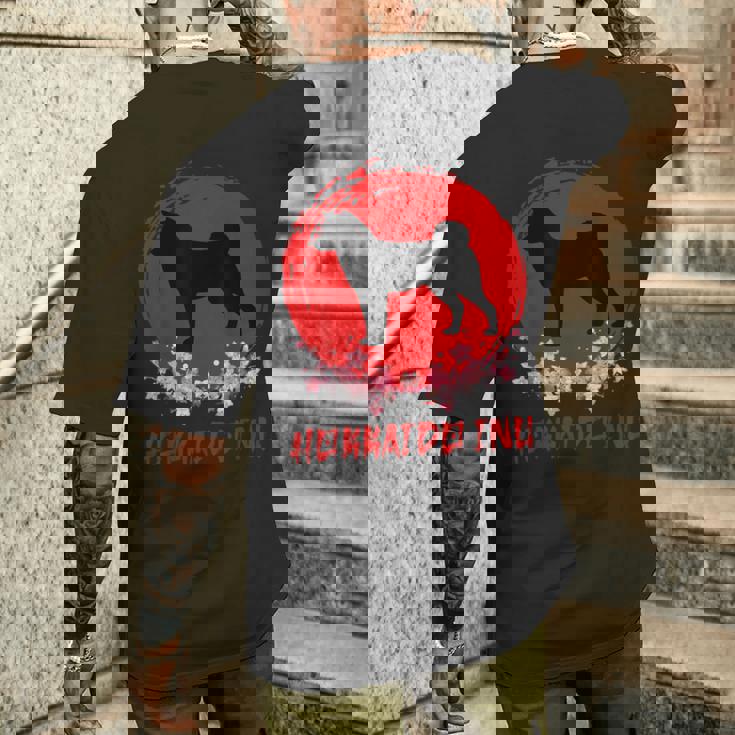 北海道犬 日本犬種 おもしろ子犬好き メンズTシャツ バックプリント 彼への贈り物