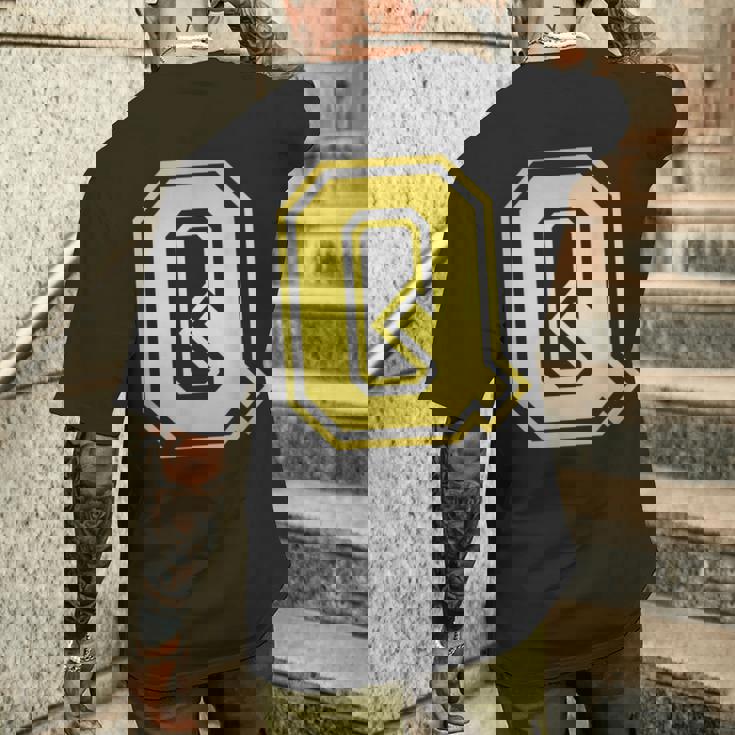 大文字 Q プリントされた明るいスタイルのデザイン。 メンズTシャツ バックプリント 彼への贈り物