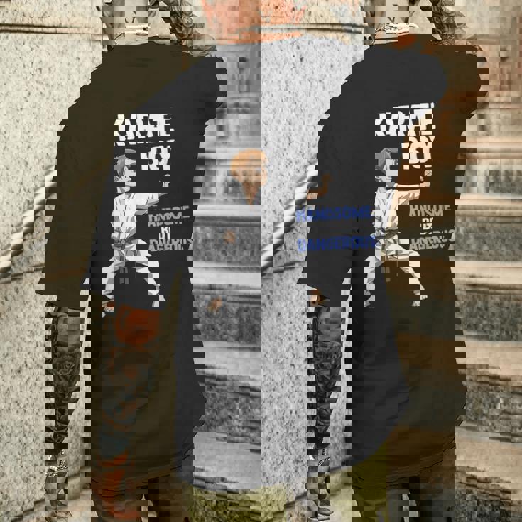 少年空手 キッズ空手ファイター格闘技 メンズTシャツ バックプリント 彼への贈り物