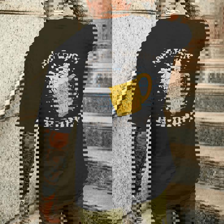 心配しないで、ホッピー・ブリューワー・ホップス・ビール メンズTシャツ バックプリント 彼への贈り物