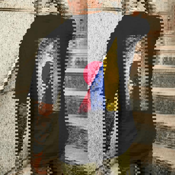 日本ベネズエラ国旗 日本のベネズエラ。 メンズTシャツ バックプリント 彼への贈り物