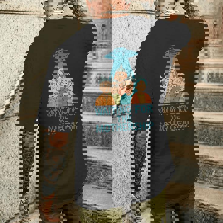 母艦を待つufo エイリアン陰謀論 メンズTシャツ バックプリント 彼への贈り物