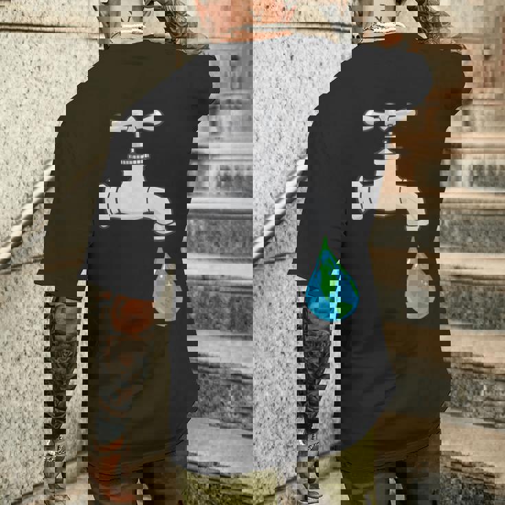 水道蛇口漏れ メンズTシャツ バックプリント 彼への贈り物