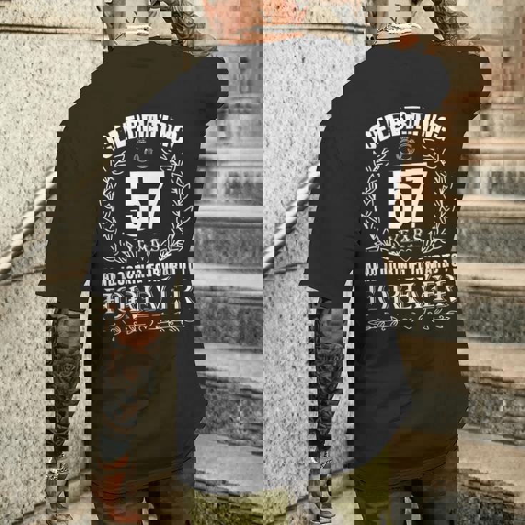 結婚57周年 57周年 カップル 結婚 57周年 メンズTシャツ バックプリント 彼への贈り物