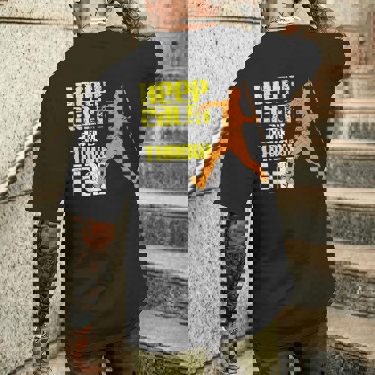 落ち着いて遠くに投げろ メンズTシャツ バックプリント 彼への贈り物