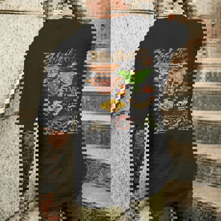 蛾 世界の動物 知育 昆虫 蛾好き メンズTシャツ バックプリント 彼への贈り物