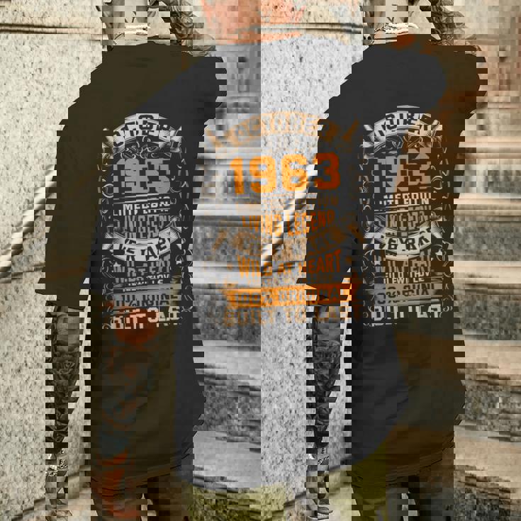 誕生日 オリジナル 1963年10月 メンズTシャツ バックプリント 彼への贈り物