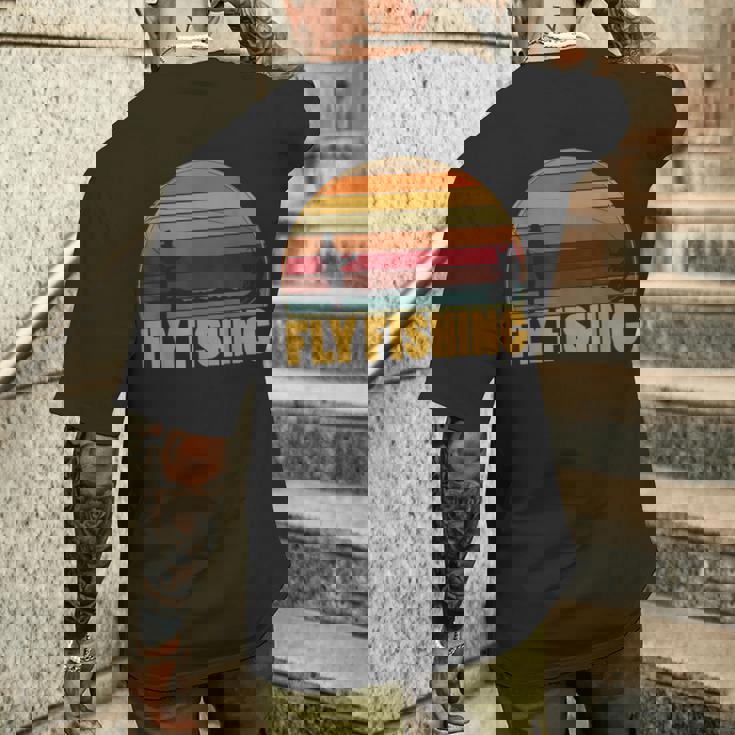 釣竿を使ったレトロなフライフィッシング フィッシャーマンフライフィッシング メンズTシャツ バックプリント 彼への贈り物