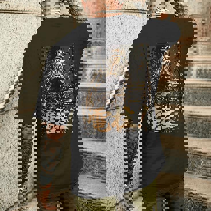 電柱 -Utility Pole Enthusiast- メンズTシャツ バックプリント 彼への贈り物