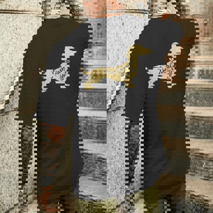 面白いダックスフント犬のデザイン ペット愛好家の足 メンズTシャツ バックプリント 彼への贈り物