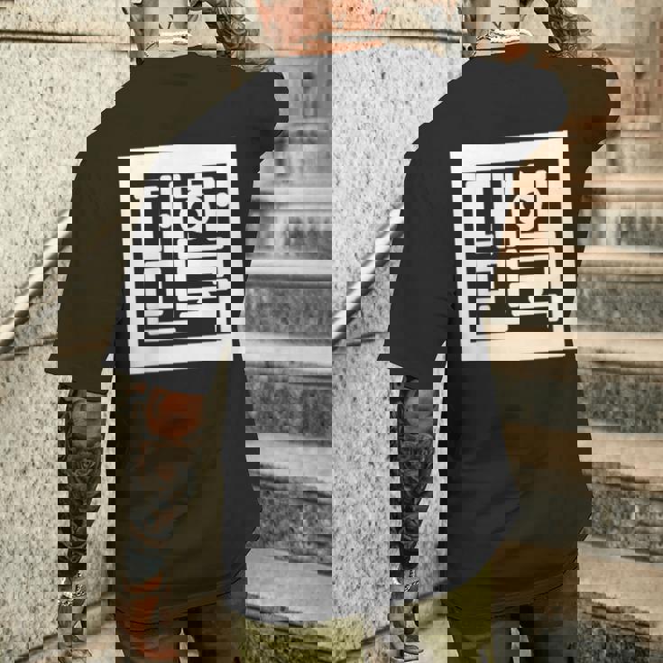 韓国国章 ハングル メンズTシャツ バックプリント 彼への贈り物