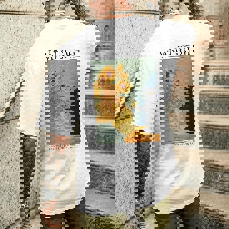 ひまわりと黒猫のヴィンテージアート 猫好き 猫飼い 猫 ネコ ねこくろねこ好き 面白い メンズTシャツ バックプリント 彼への贈り物