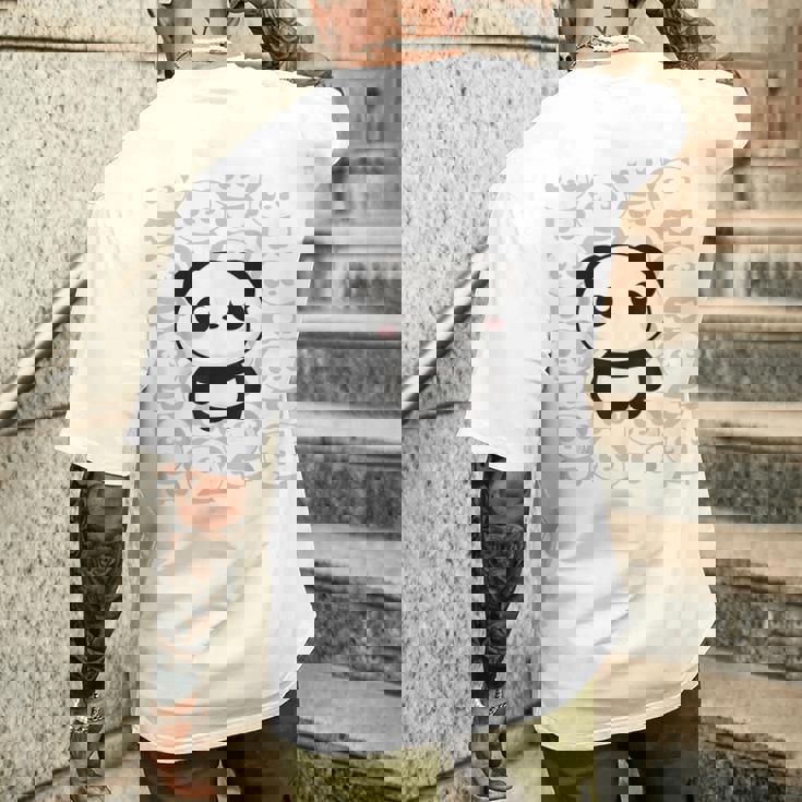 やさしく目立つパンダ ほっこり癒しのパンダイラスト メンズTシャツ バックプリント 彼への贈り物