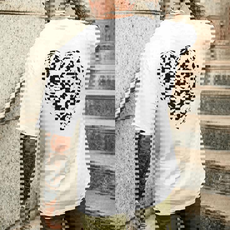 シックなハートプリントの牛柄。 メンズTシャツ バックプリント 彼への贈り物