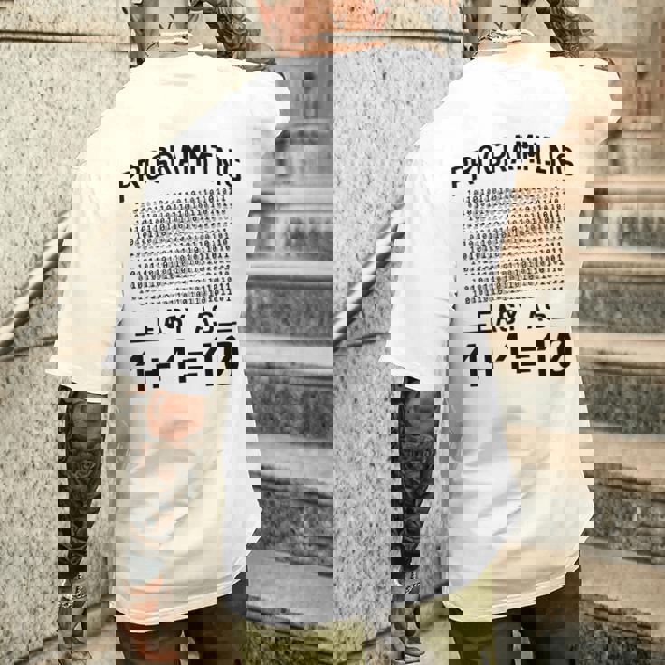 バイナリコーディングプログラミング 1110 バイナリコード メンズTシャツ バックプリント 彼への贈り物