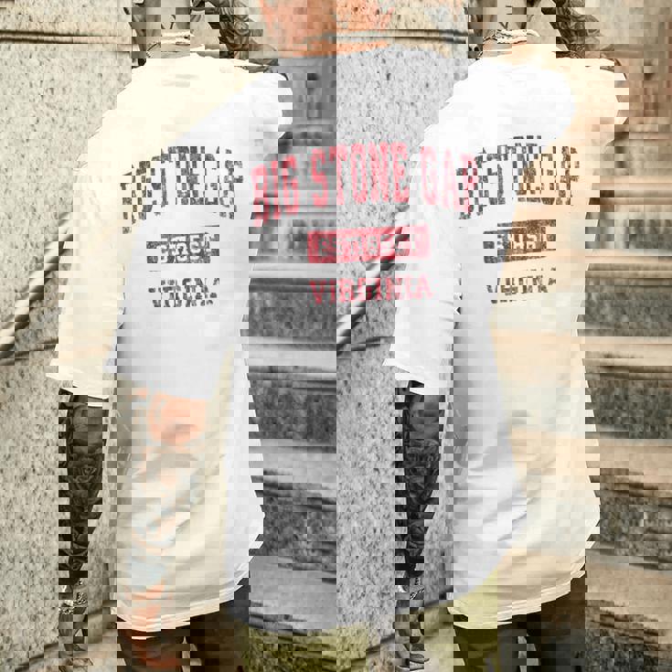 ビッグストーンギャップ バージニアバージニアva ヴィンテージスポーツデザイン レッドデザイン メンズTシャツ バックプリント 彼への贈り物