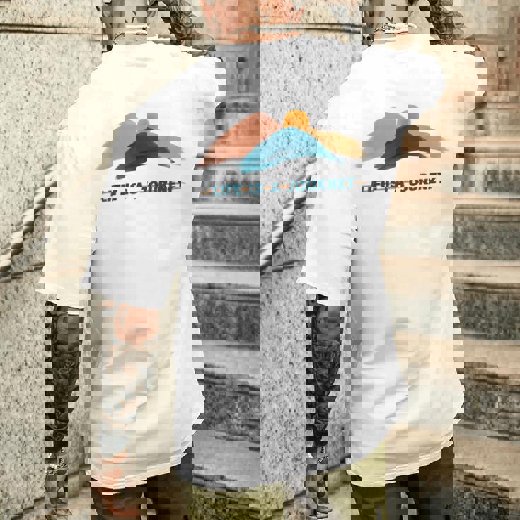 宗教神学 Life Is A Journey 宗教への旅 メンズTシャツ バックプリント 彼への贈り物