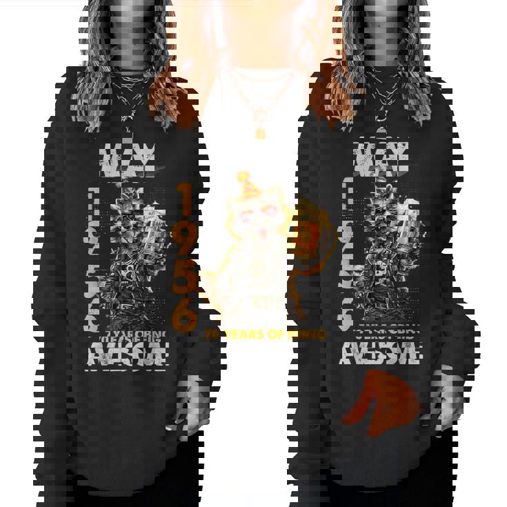 70Th Birthday Raccoon Beer May 1956Intage 70 Years Old レディーススウェットシャツ