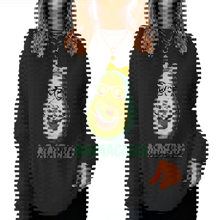 Mamacado Pregnant Avocado Mom Pun レディーススウェットシャツ