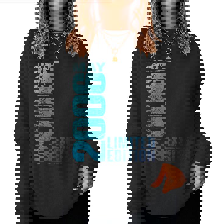 ヴィンテージ2006年5月18歳の男の子の女の子18歳の誕生日 レディーススウェットシャツ