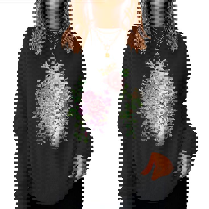 花の解剖学 人間の心とバラ、ボタニカルハート レディーススウェットシャツ