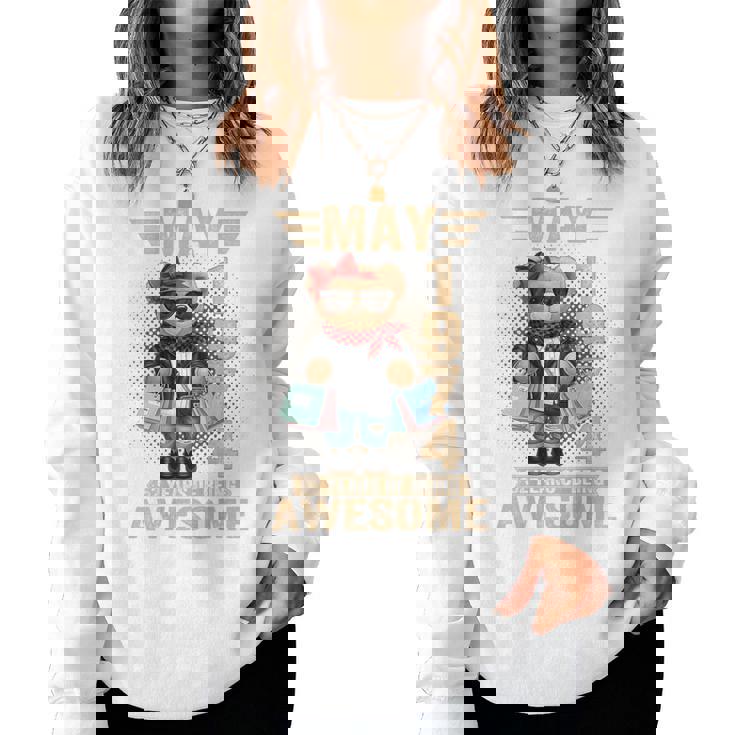 オンバック 5月52日 誕生日 男性 女性 1974年 テディベア レディーススウェットシャツ