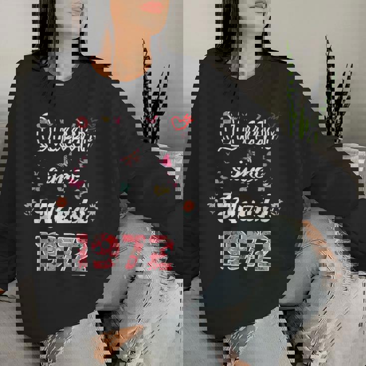 1972年3月より女王 花 1972年3月の誕生日 レディーススウェットシャツ 彼女への贈り物