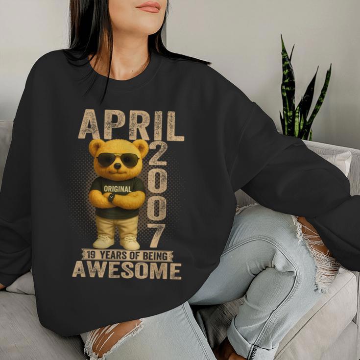 19歳 2007年4月 テディベア 19歳 誕生日 男性 女性 レディーススウェットシャツ 彼女への贈り物