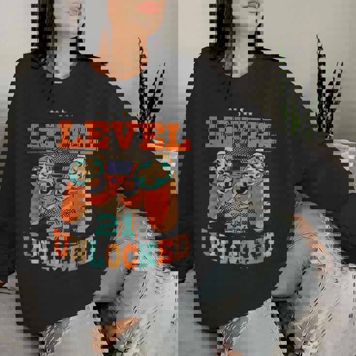 21歳の誕生日プレゼント 21歳 男性と女性、ビデオゲーム 2000年生まれ レディーススウェットシャツ 彼女への贈り物