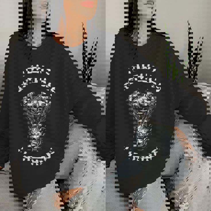 I Don't Get Older I Upgrade – Motorcycle Engine Graphic レディーススウェットシャツ 彼女への贈り物