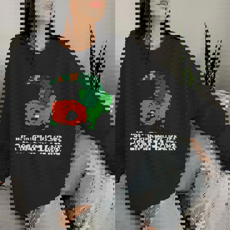 Just A Girl Who Loves Caiman Lizards ファニーカイマントカゲ レディーススウェットシャツ 彼女への贈り物