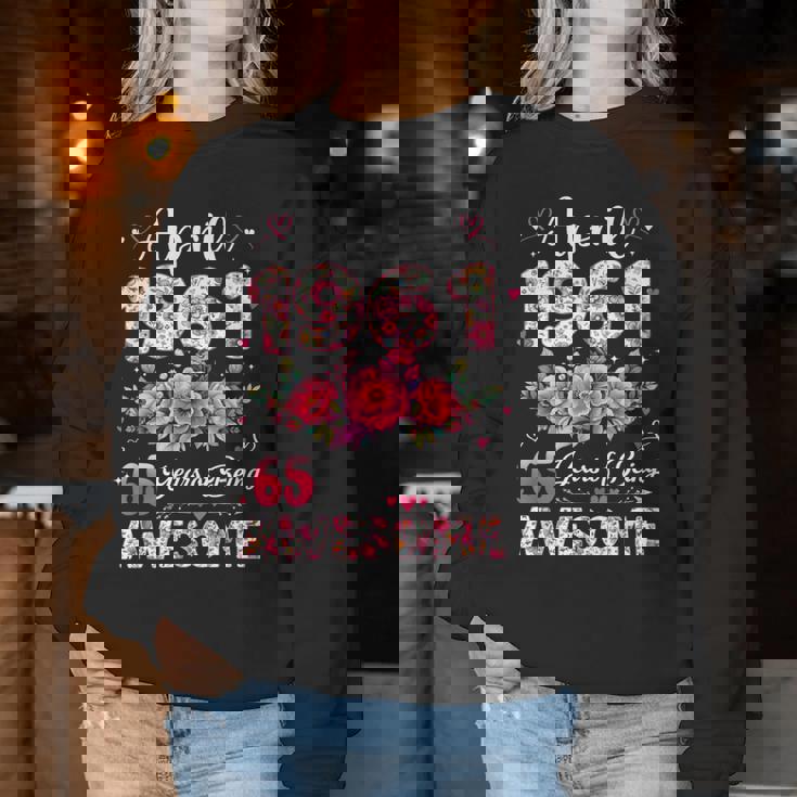 65歳 1961年4月 花柄 65歳 誕生日 男性 女性 レディーススウェットシャツ 面白い贈り物