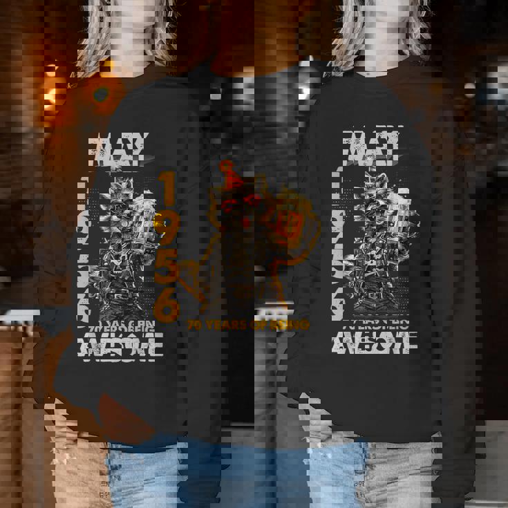 70Th Birthday Raccoon Beer May 1956Intage 70 Years Old レディーススウェットシャツ 面白い贈り物